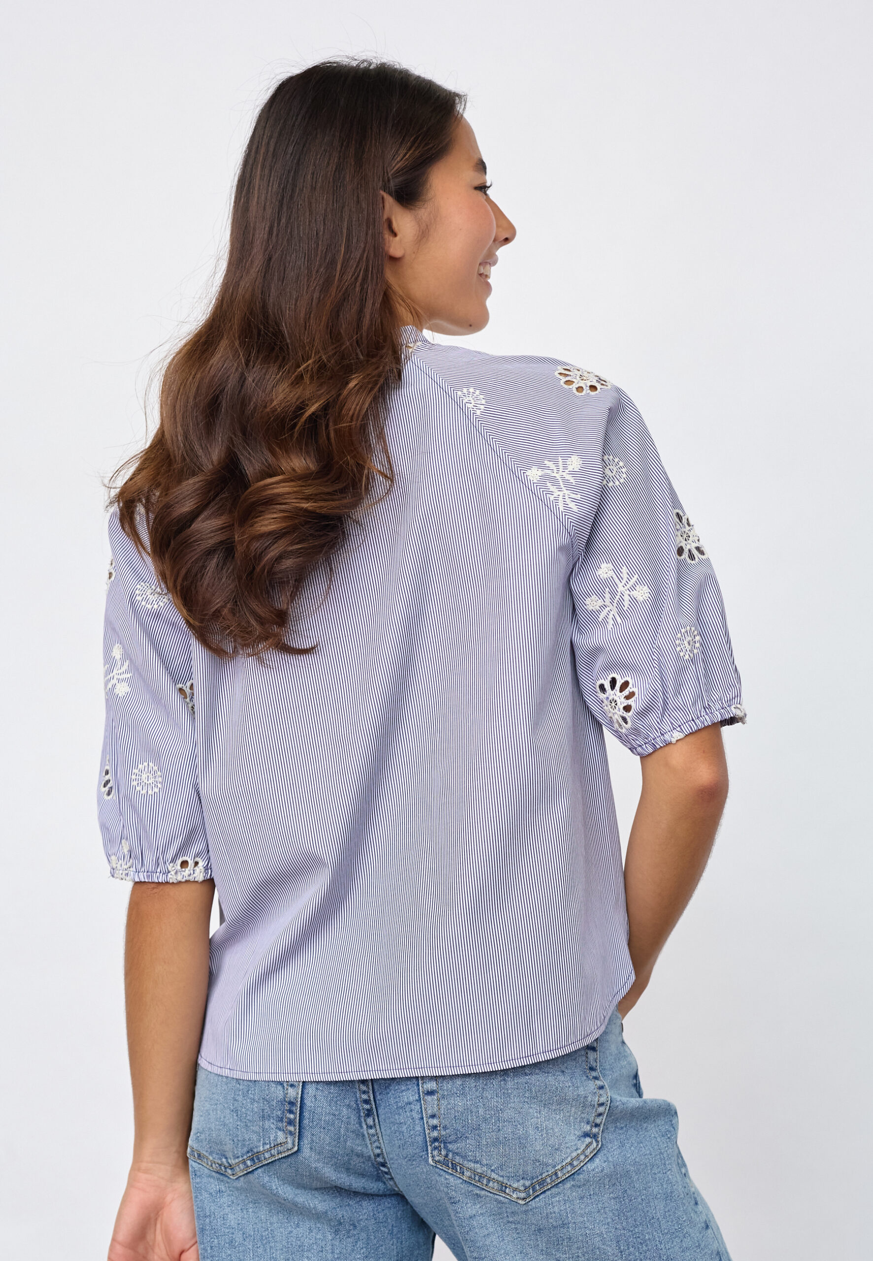 Sisterspoint Edina SS Blouse - Afbeelding 2