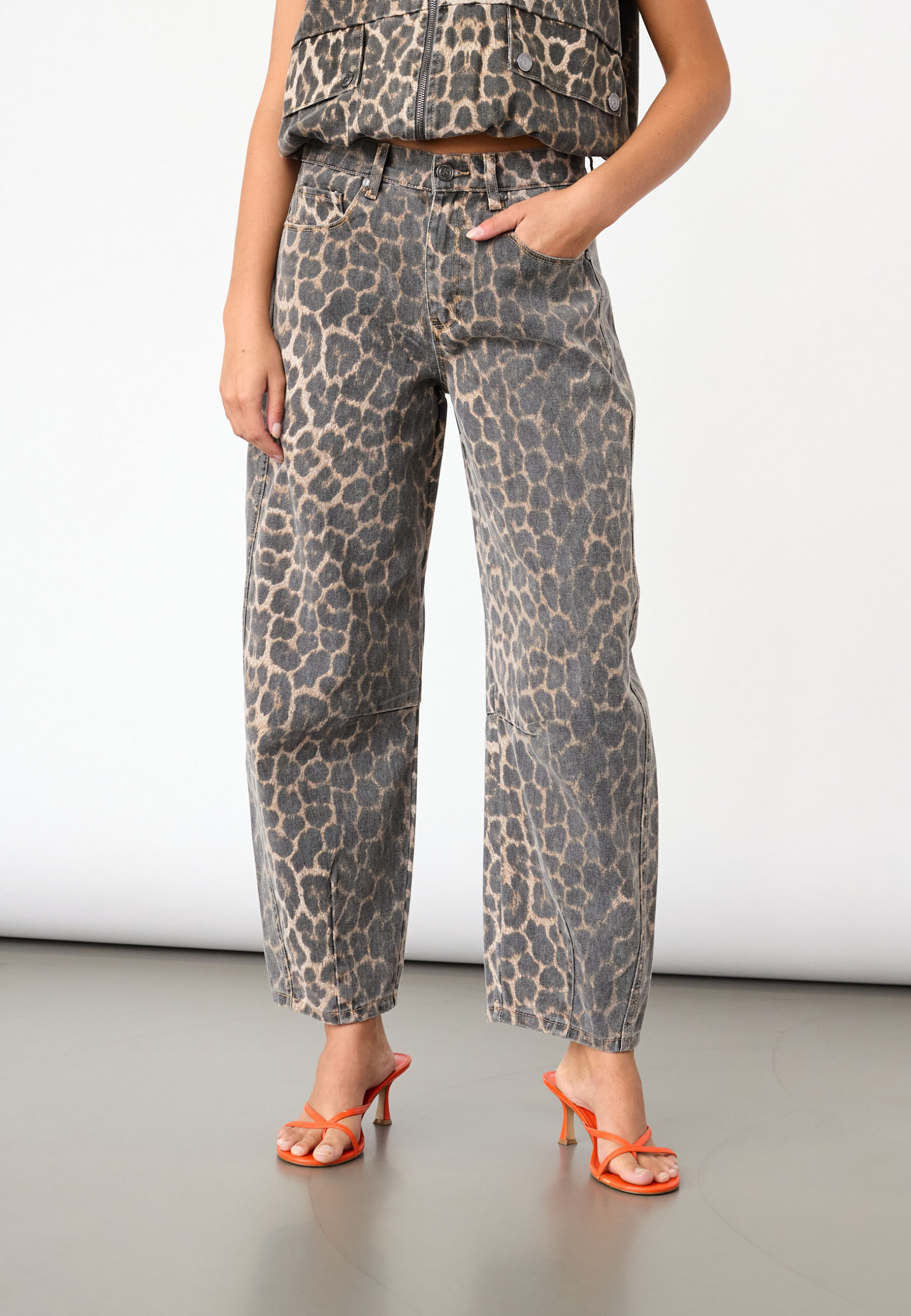 Sisterspoint Fiora Barrel1 Broek